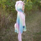 CAPE-DRAGON-LICORNE-REVERSIBLE-ARC-EN-CIEL